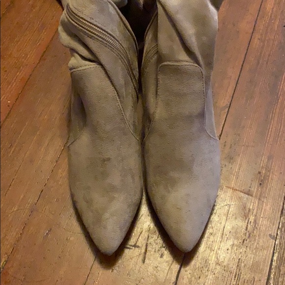 Knee high booties - Picture 2 of 4